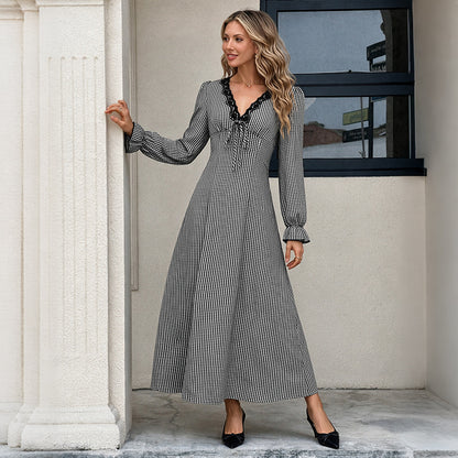Women's Plaid V-Neck Ruffle Long Sleeve Maxi Dress