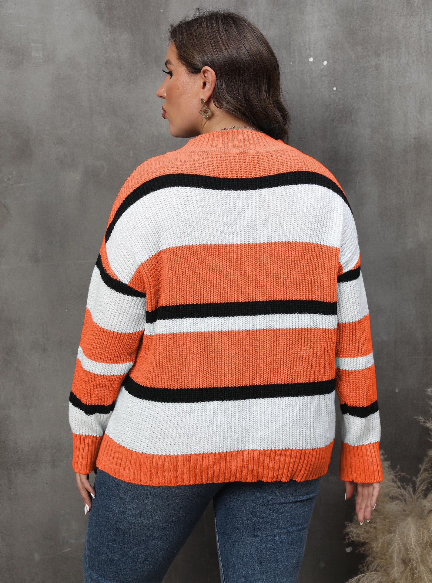 Women's Sweater V-neck Contrasting Color Splicing Loose Pullover Sweater