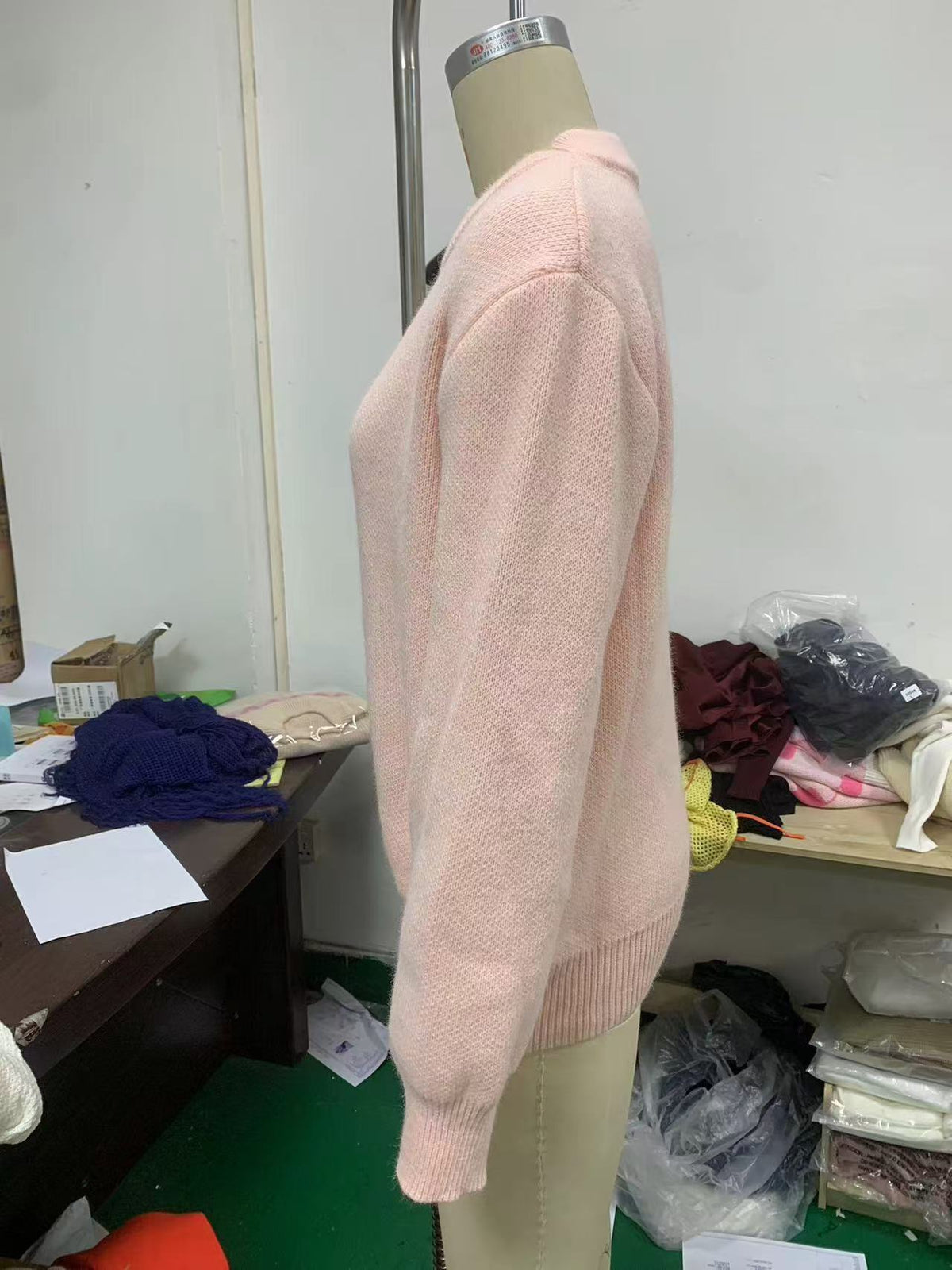 Women's Pink Oversized Crewneck Pullover Sweater