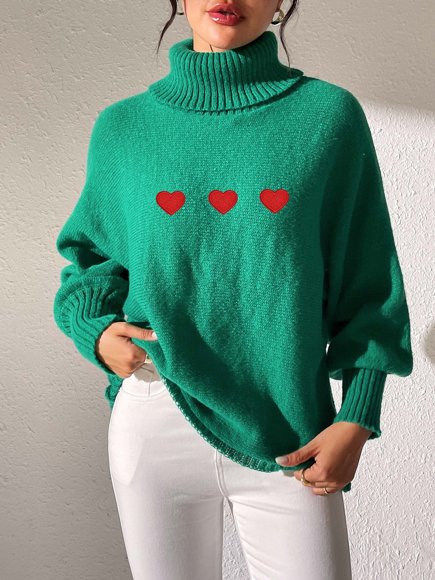 Women's Bottoming Shirt Solid Color Simple Top Love Sticker Turtleneck Sweater