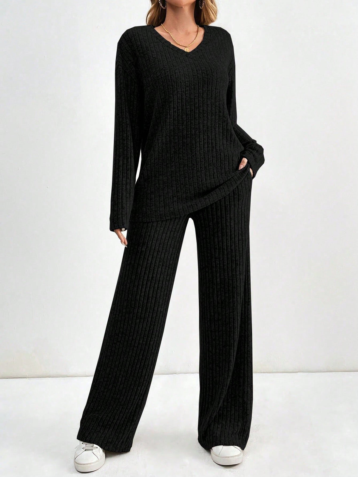 Women's Ribbed Knit V-Neck Top & Pants Two Piece Set