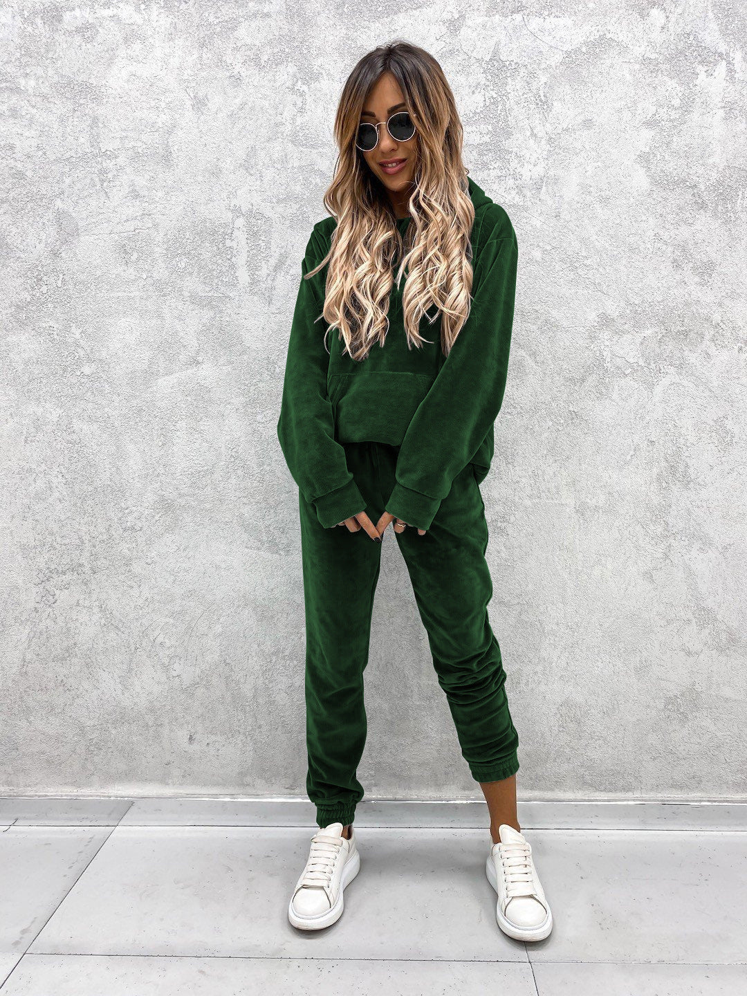 Women's Velvet Hoodie Jogger Pants Two Piece Set