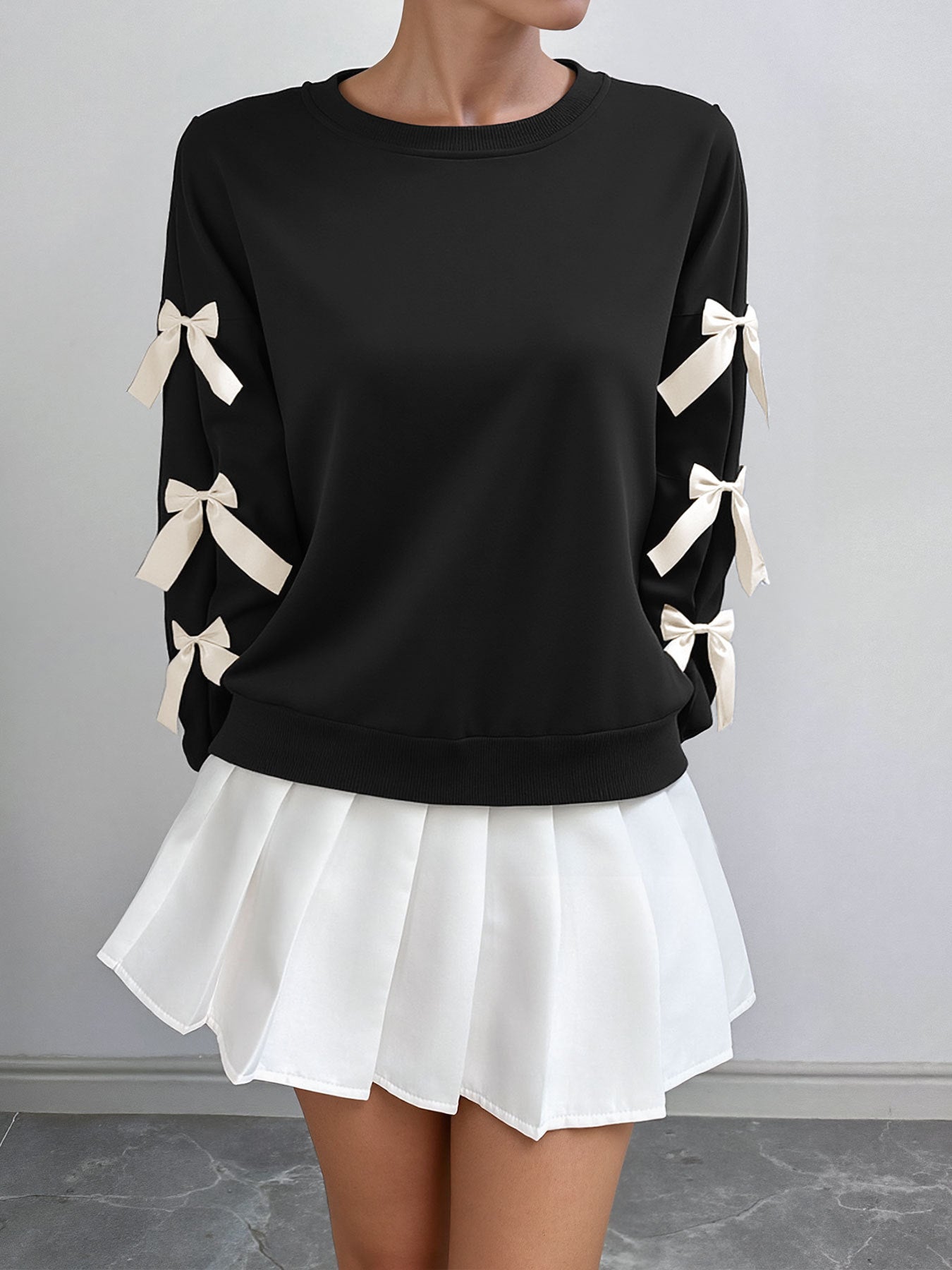 Bow Sleeve Round Neck Long Sleeve Sweatshirt
