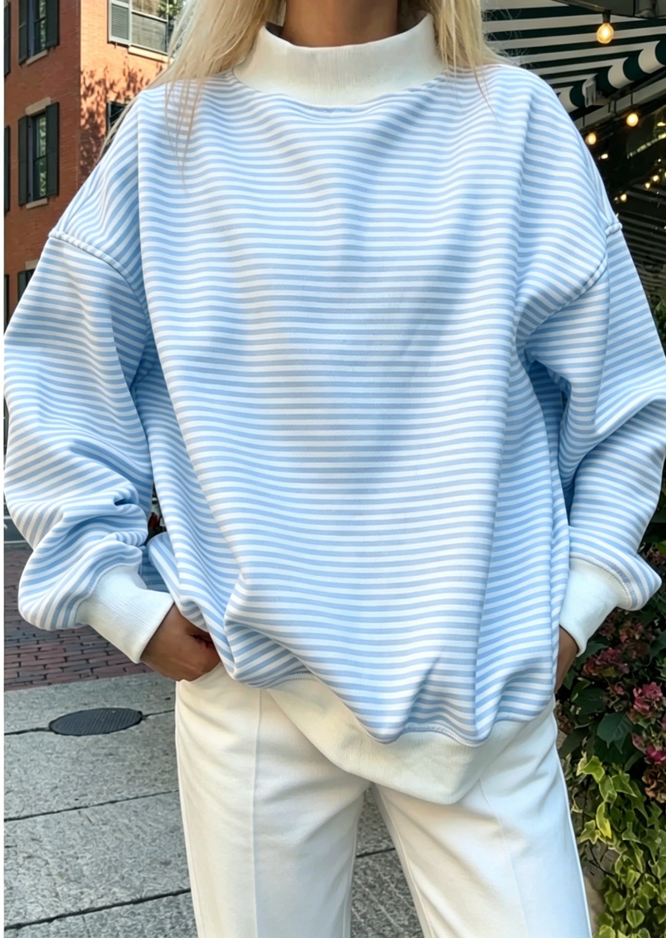 Women’s Oversized Contrast Stripe Mock Neck Sweatshirt