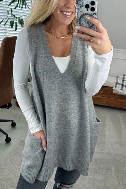 Women's Oversized V-Neck Knit Sweater Vest with Pockets