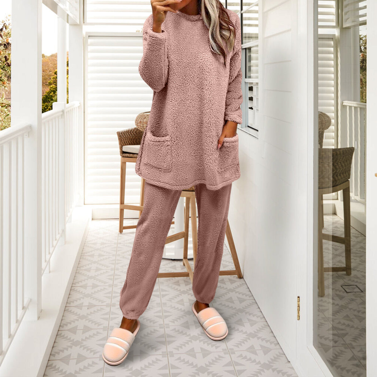 Women's Sherpa Fleece 2 Piece Lounge Pajama Set