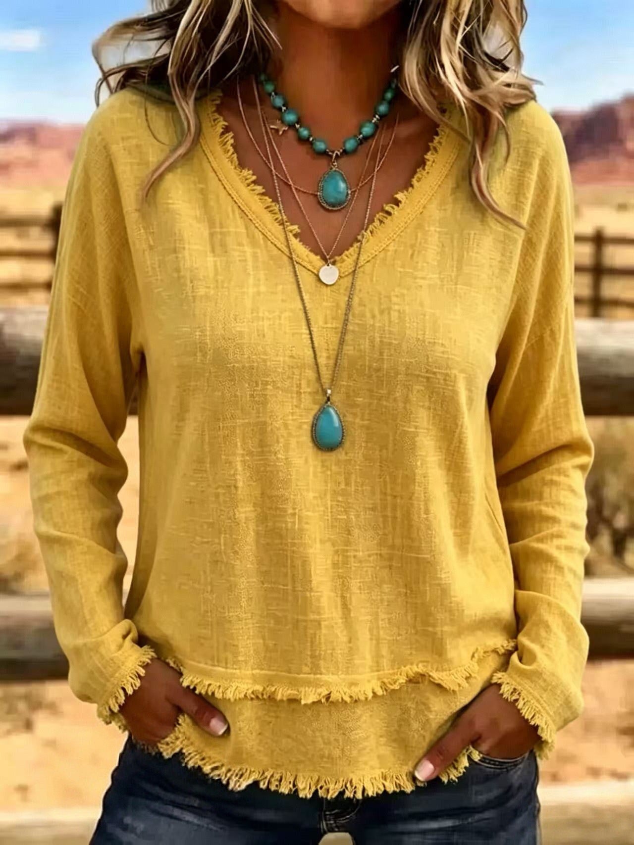 Women's Frayed Hem V-Neck Long Sleeve Casual Top