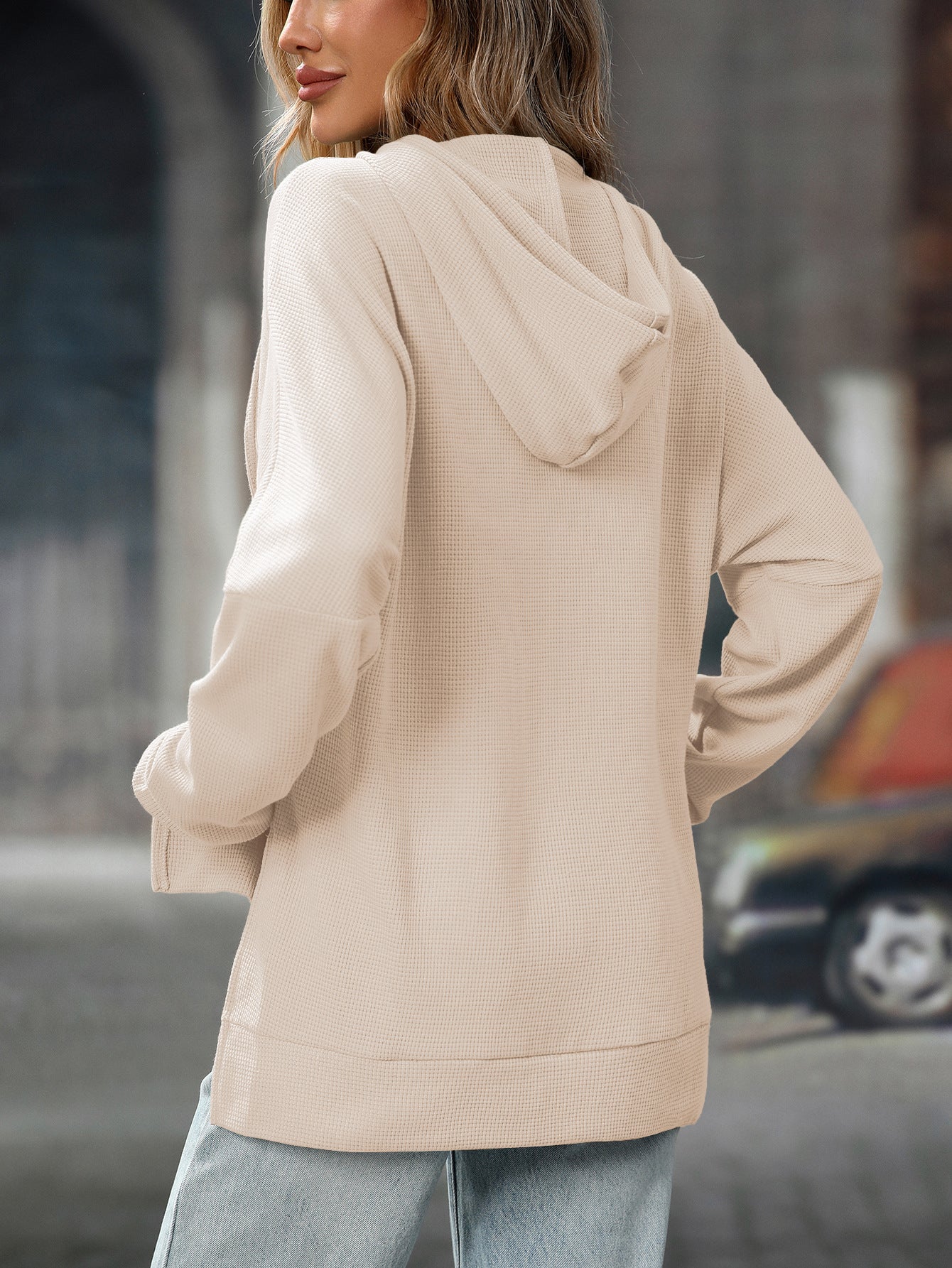 Trendy Waffle Knit Hoodie – Comfortable Casual Pullover for Fall/Winter