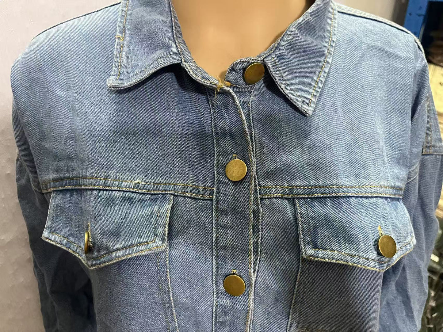 Women's Oversized Denim Shacket Frayed Hem Light Wash