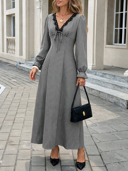 Women's Plaid V-Neck Ruffle Long Sleeve Maxi Dress