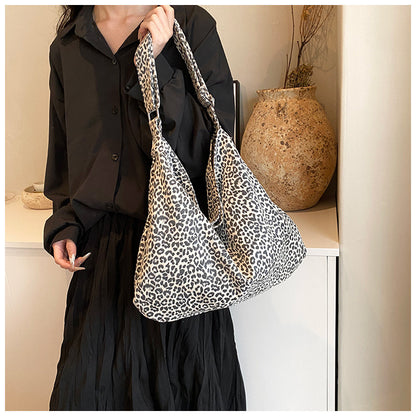 Leopard print ladies handbags Tote bags Shoulder and crossbody bags