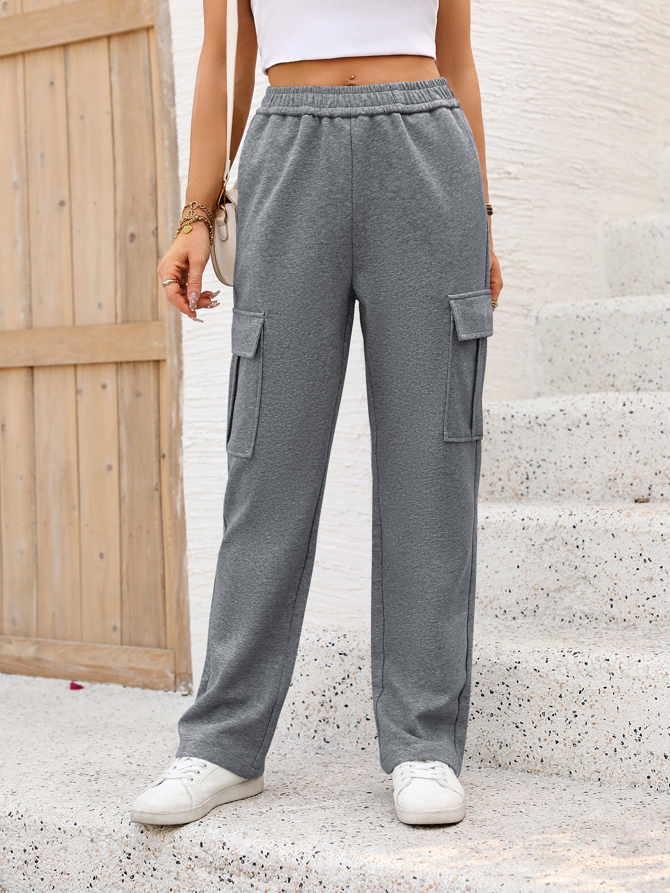 Women's High-Waisted Cargo Joggers – Loose Fit, Multi-Pocket Pants