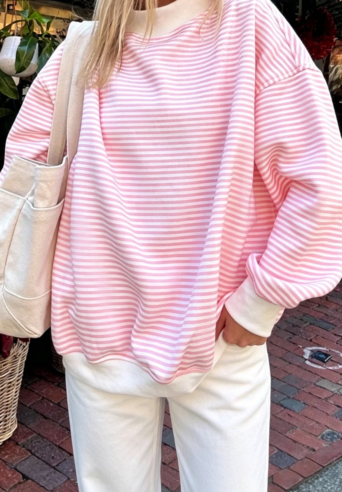 Women’s Oversized Contrast Stripe Mock Neck Sweatshirt