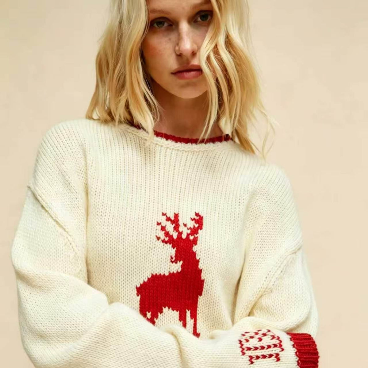 Women's Oversized Reindeer Christmas Crewneck Sweater