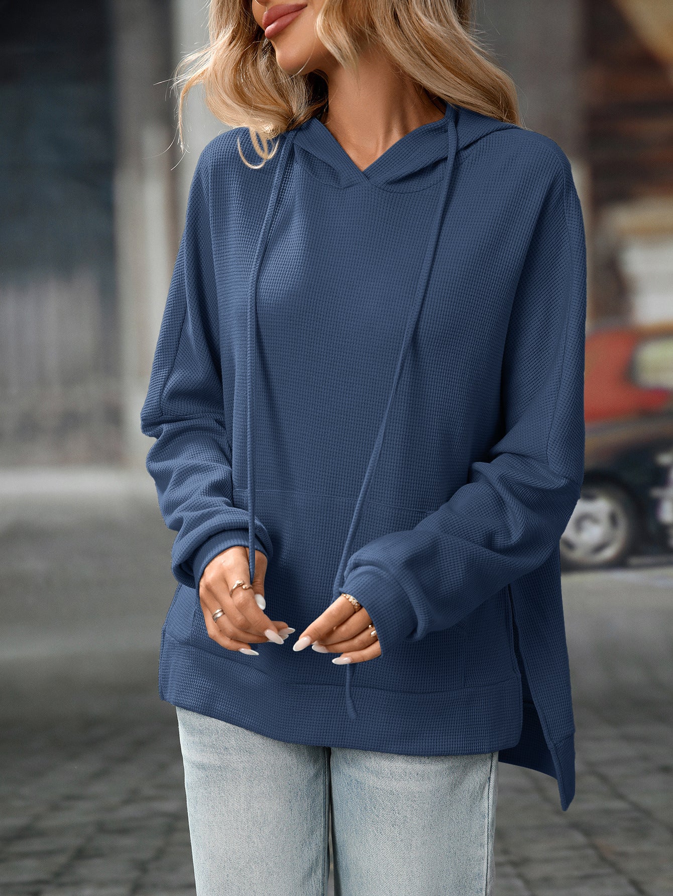Trendy Waffle Knit Hoodie – Comfortable Casual Pullover for Fall/Winter