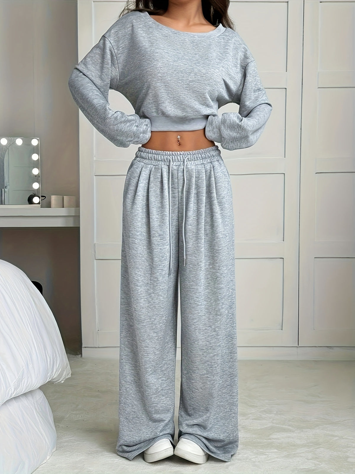 Women's Lounge Set Cropped Sweatshirt Wide Leg Sweatpants