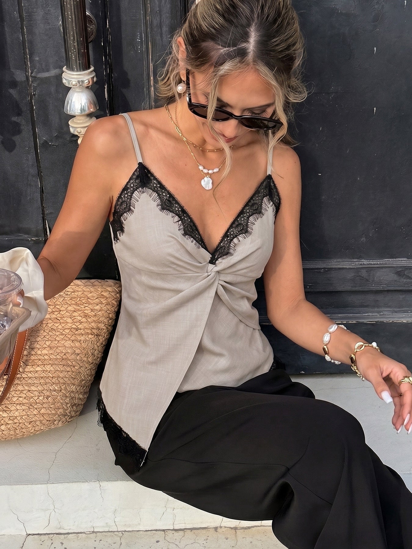Elegant Color-block Lace Twist Slim V-neck Strap Tank Top