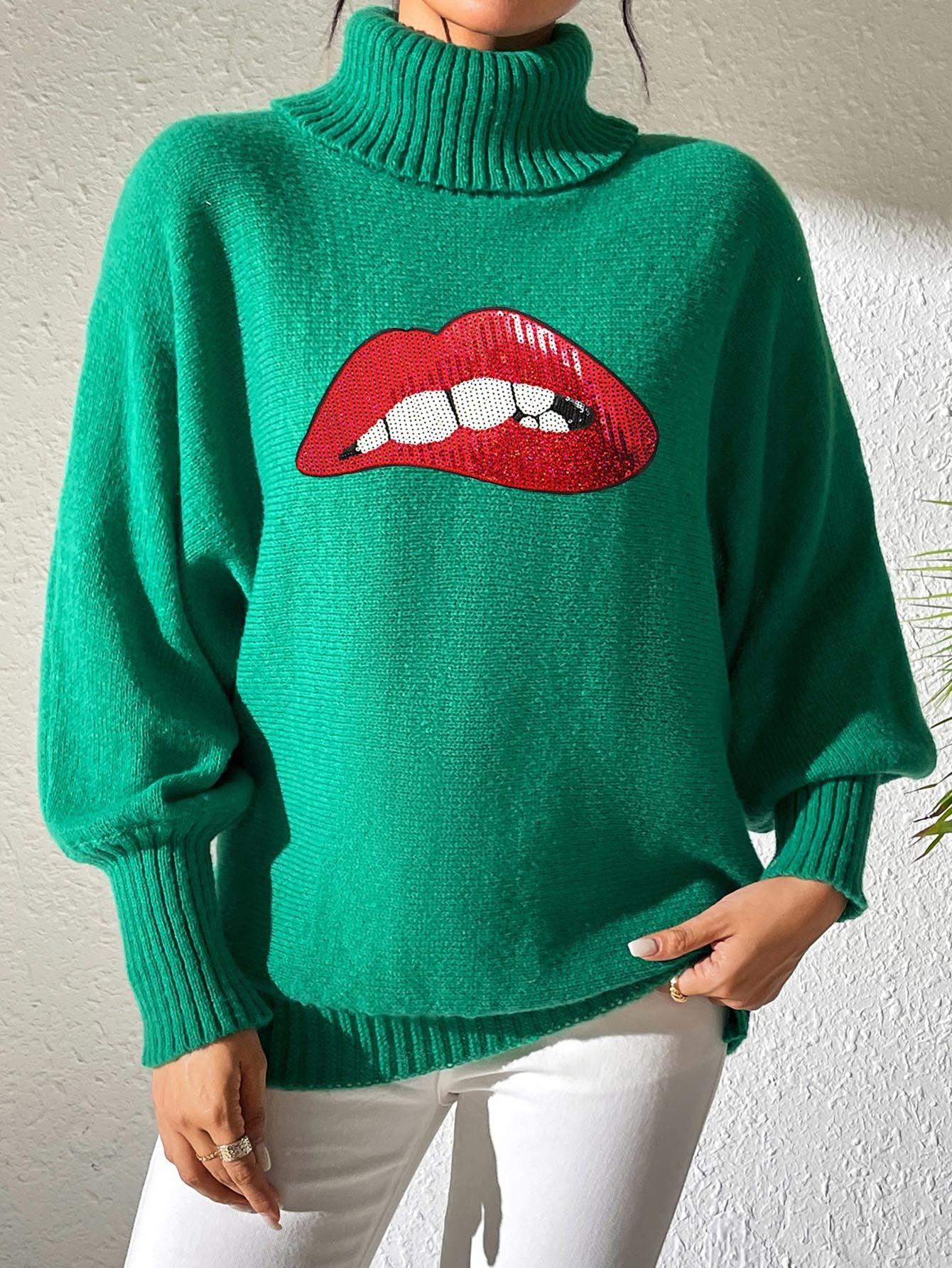 Ladies Bottom Shirt Sequin Embroidered Lip Turtleneck