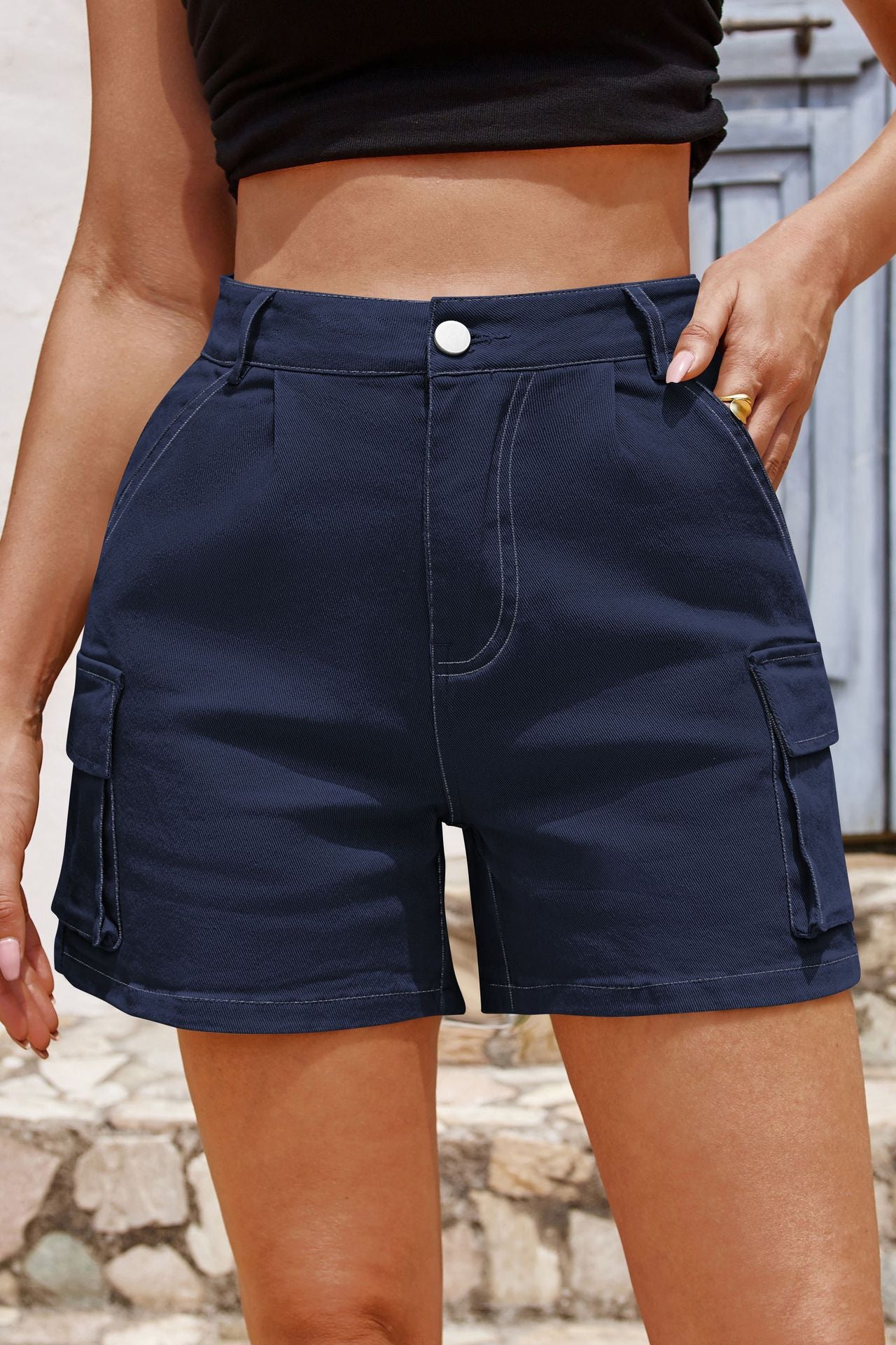 High-Waisted Slim-Fit Cargo Shorts with Pockets for Women