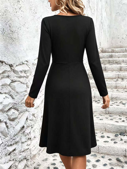 Women's V-Neck Long Sleeve Twist Front A-Line Midi Dress