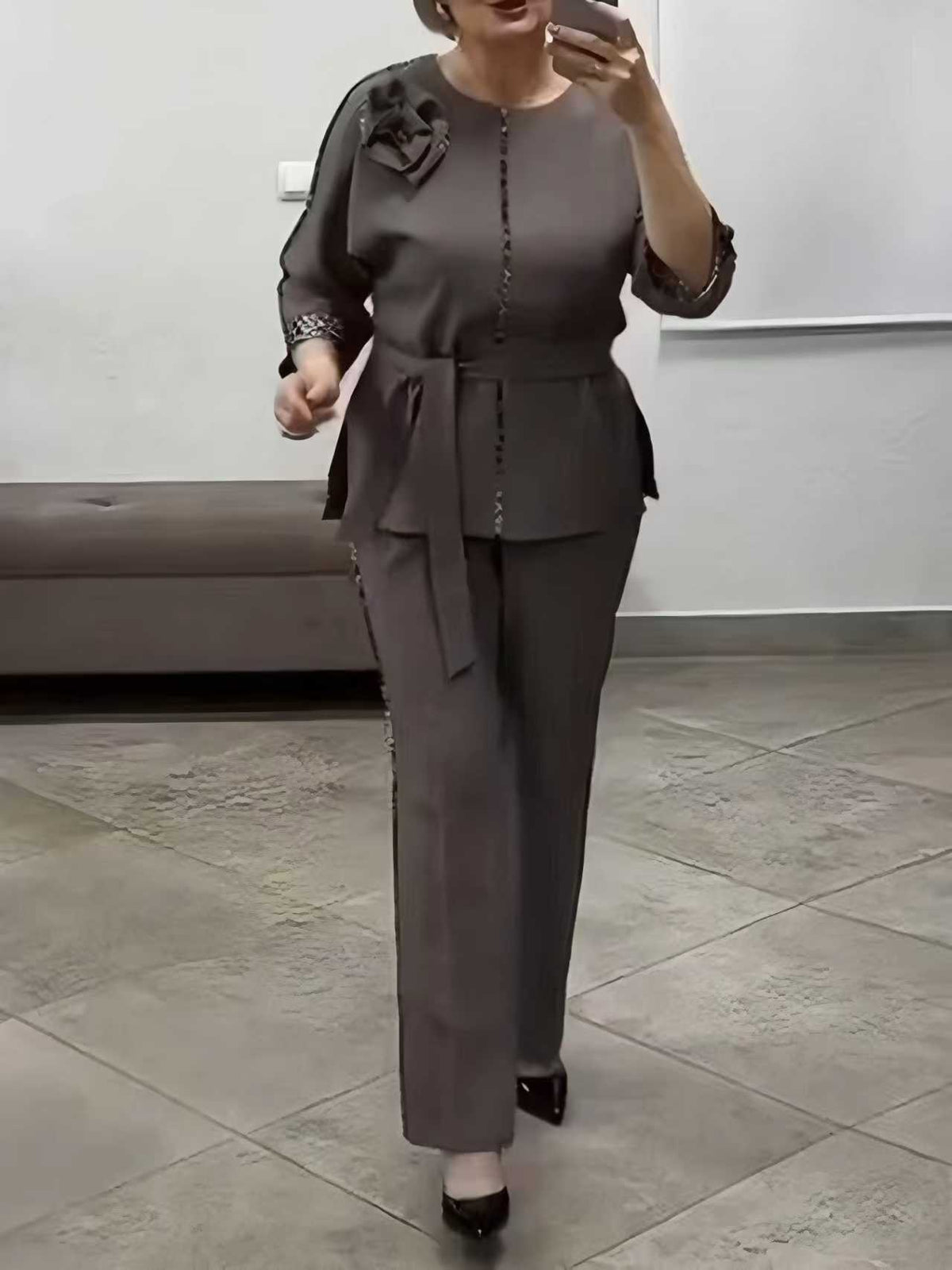Women's Elegant Belted 2-Piece Floral Pant Set