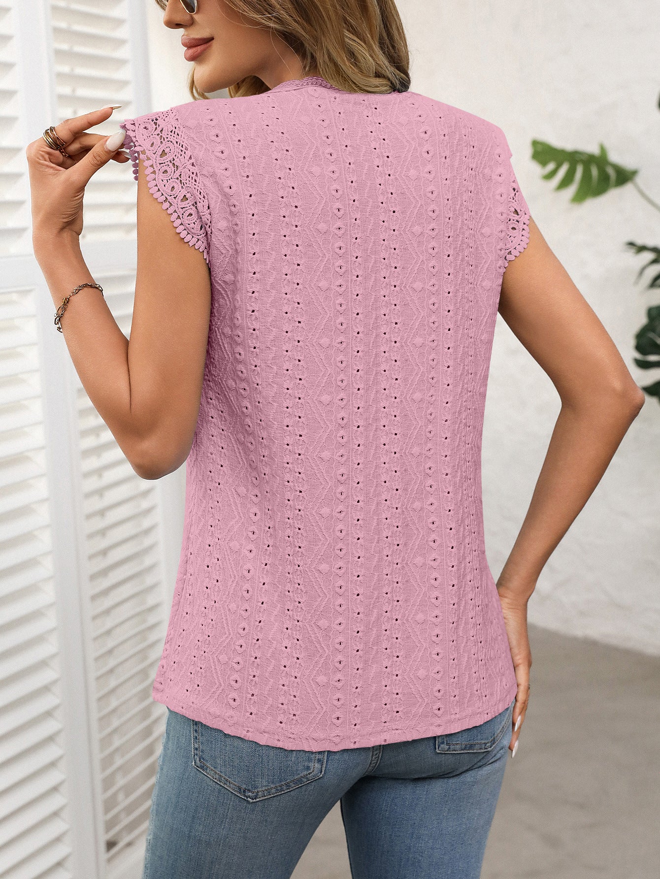 Women's Sleeveless Lace Knit Top – Crew Neck Hollow Out Summer Blouse