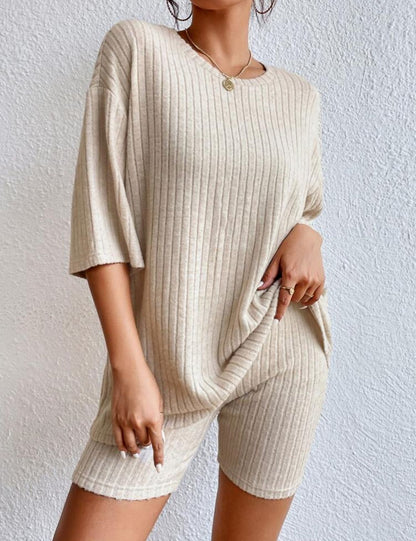 Solid ribbed oversized tee and biker shorts set
