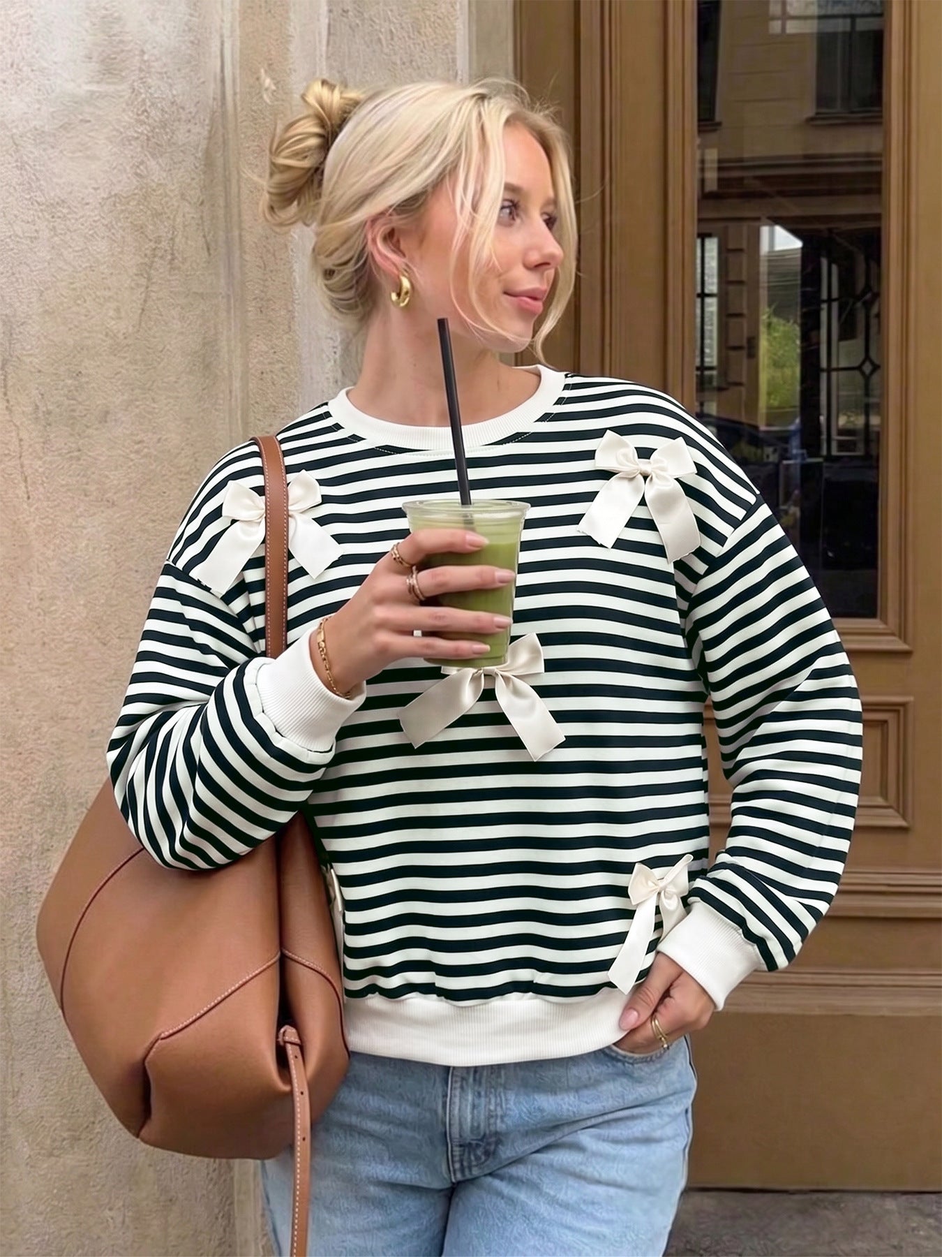 Striped Bow Sweatshirt Crew Neck Oversized Pullover