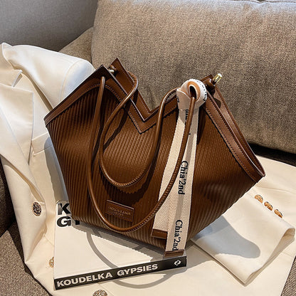Love Heart Tote Bag for Women's Fashion Shoulder Bag