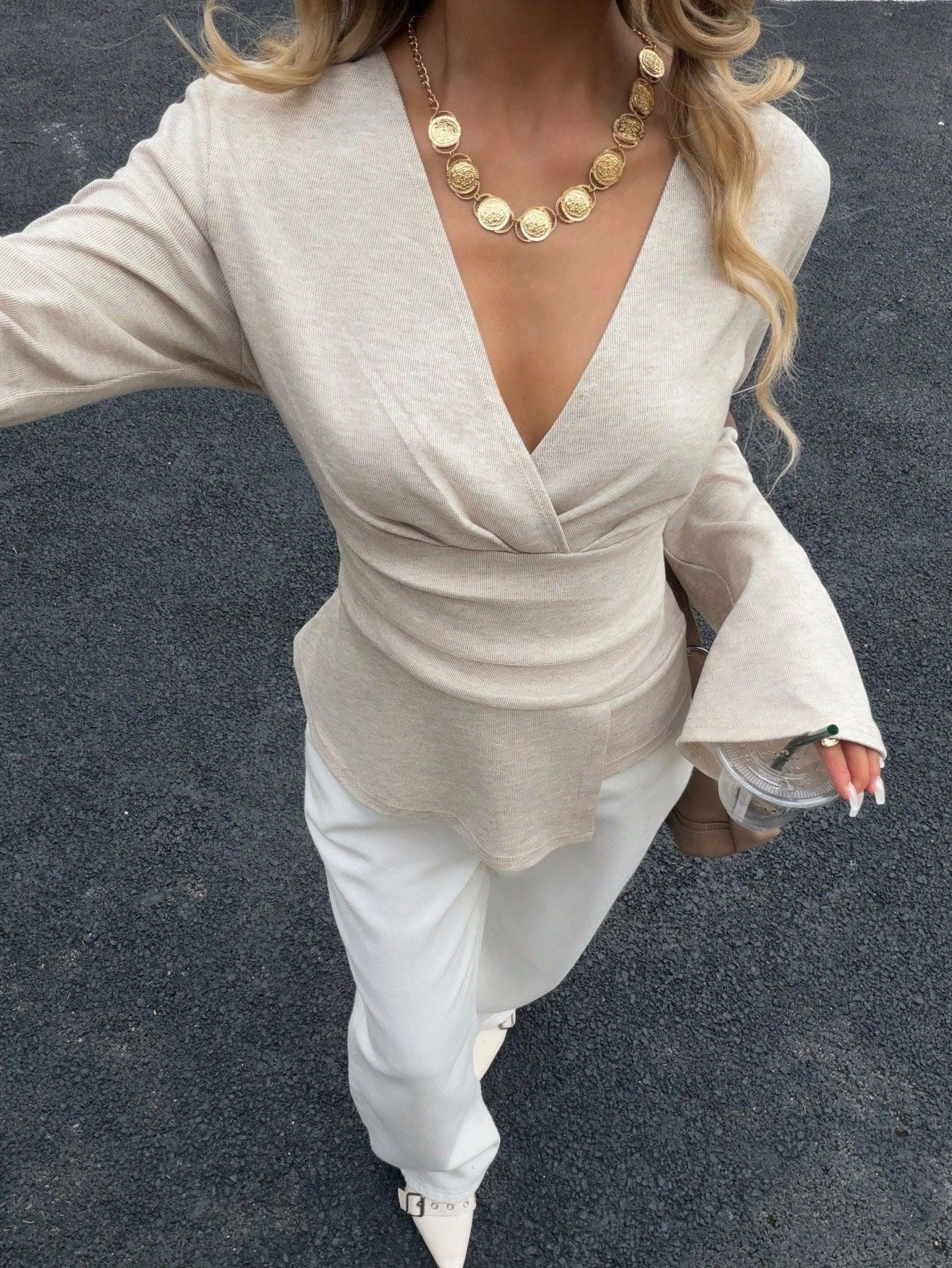 V Neck Flare Sleeve Slim Fit Y2K Long Sleeve Top