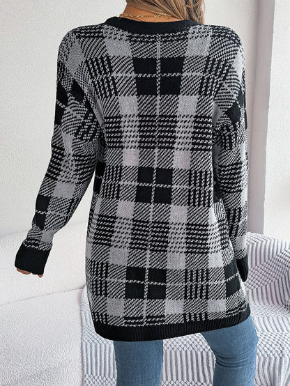 Women's Casual Contrasting Color Plaid Pocket Long Sleeve Christmas Sweater