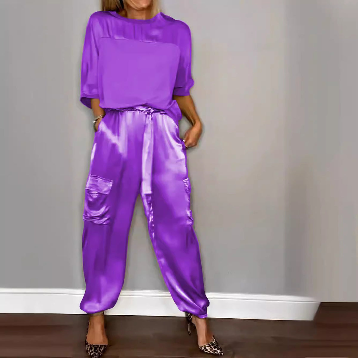Women's Satin Two-Piece Jogger Set Short Sleeve Pockets