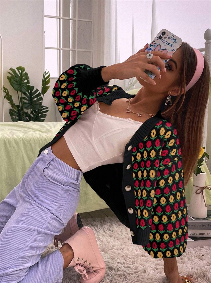 Women's Floral Button Front Crop Cardigan Sweater