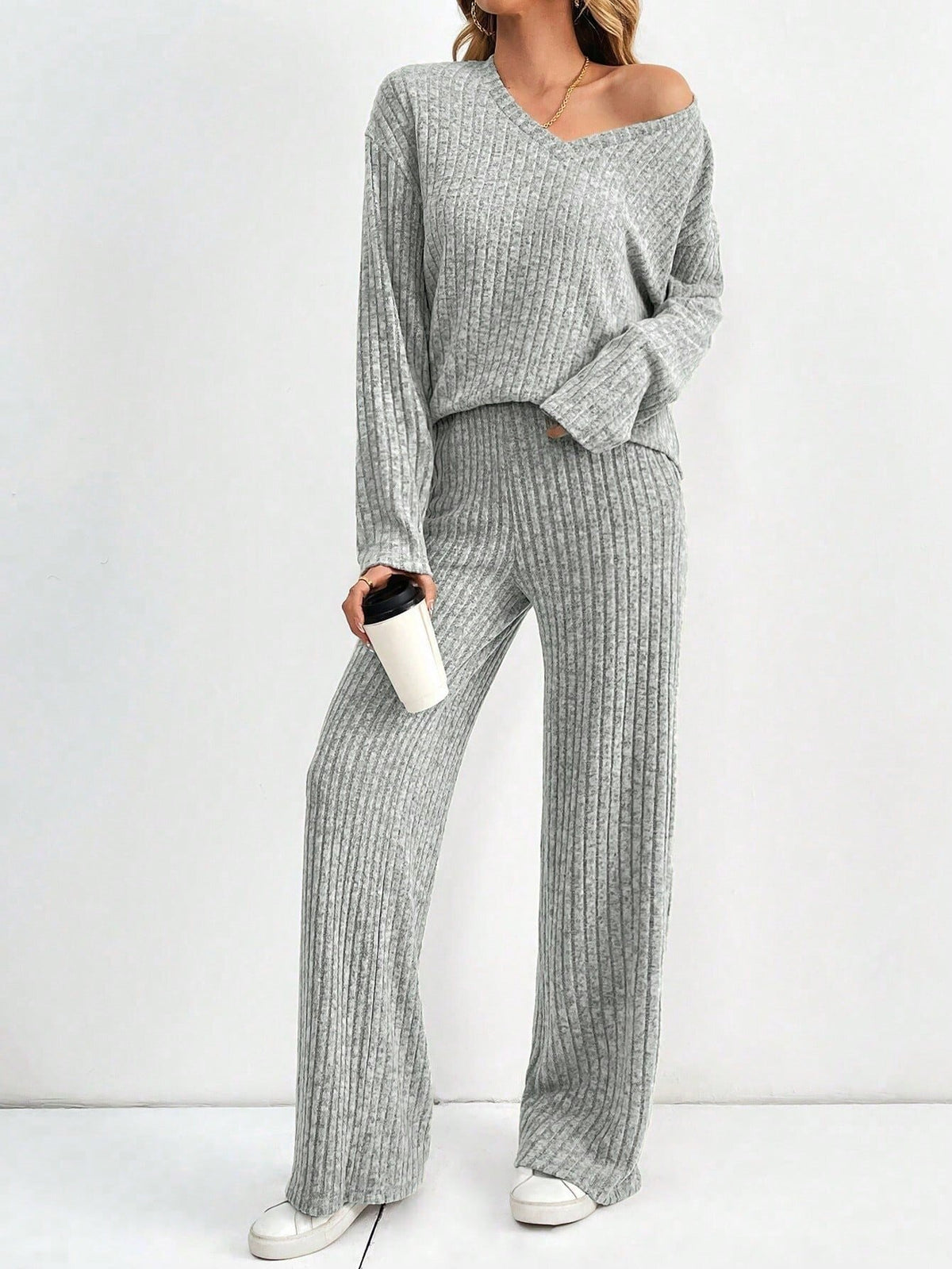Women's Ribbed Knit V-Neck Top & Pants Two Piece Set