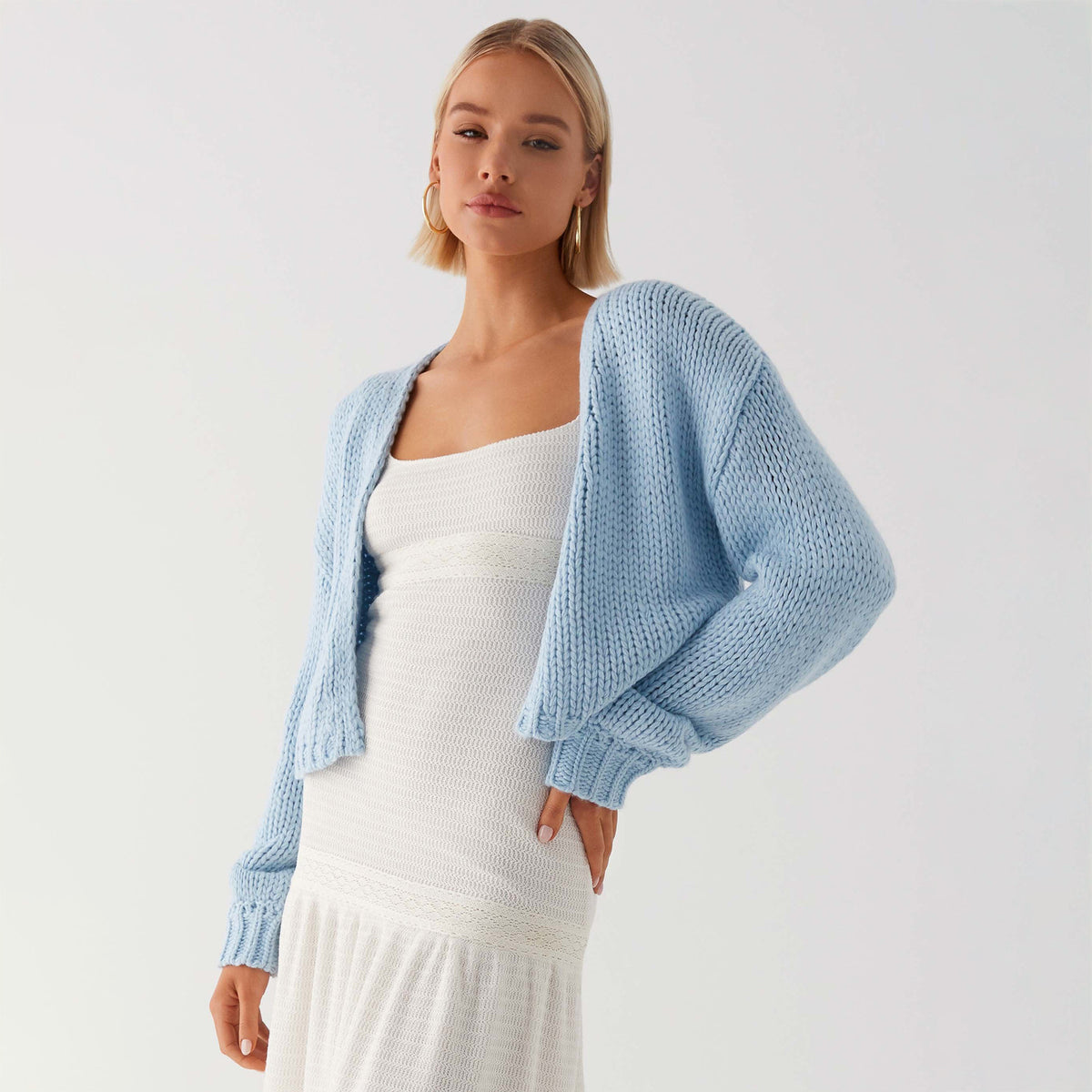 Women's Chunky Knit Cropped Open Front Cardigan