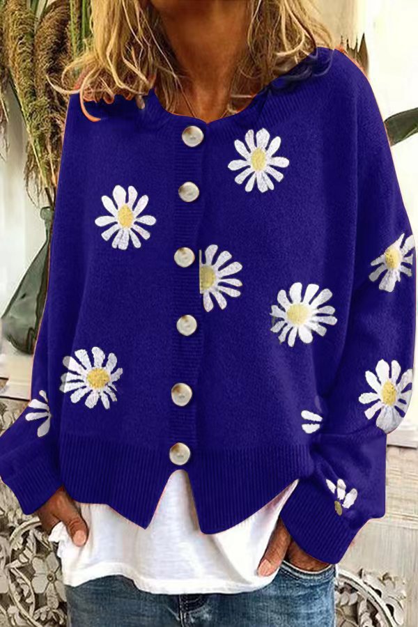 Women's Daisy Embroidered Chunky Knit Cardigan