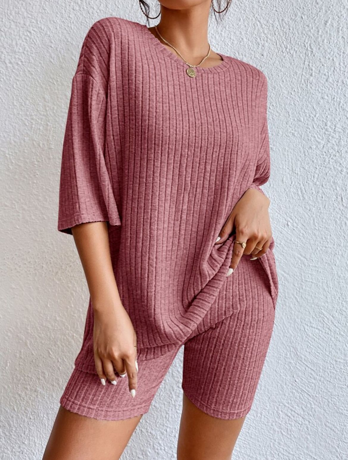 Solid ribbed oversized tee and biker shorts set