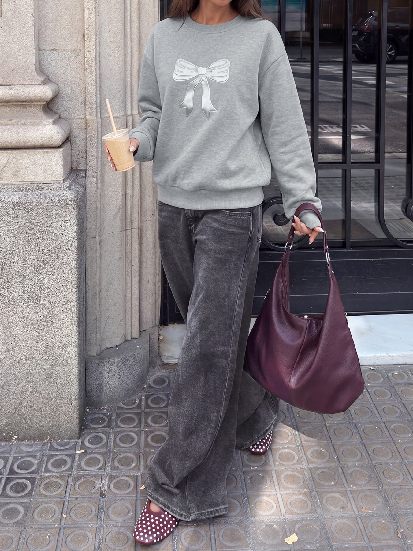 Bow Graphic Sweatshirt Crew Neck Oversized Pullover