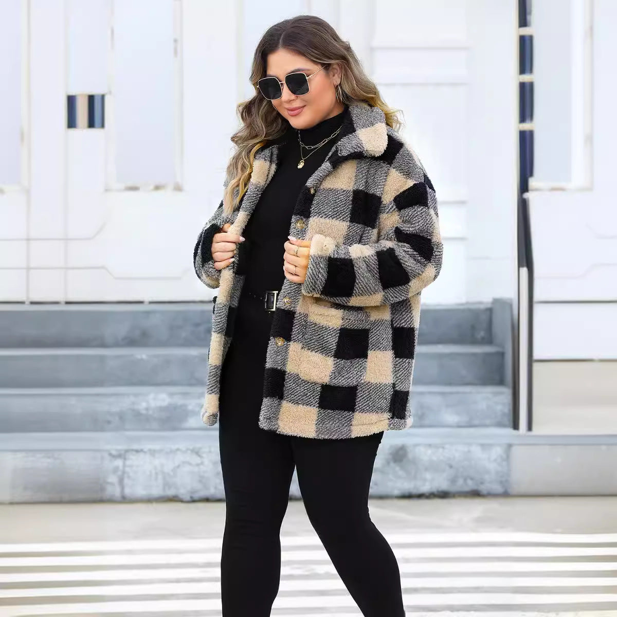 Plus Size Women's Plaid Thickened Plush Lapel Coat