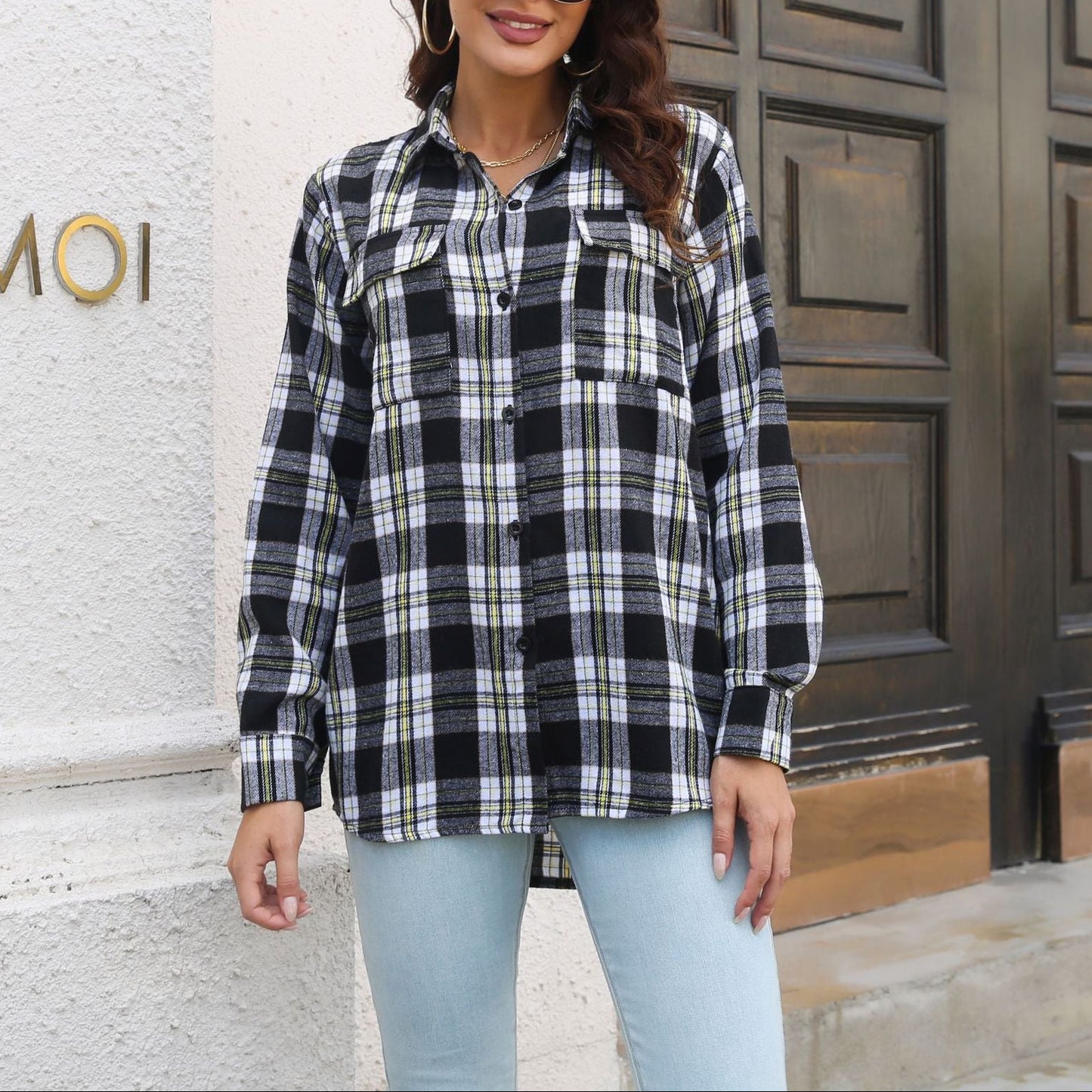Women's Oversized Plaid Shacket Button Down with Pockets