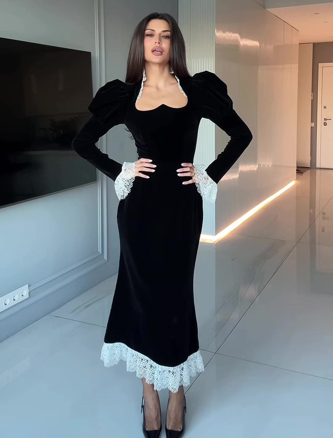 Black Velvet Lace Trim Bodycon Long Sleeve Midi Dress