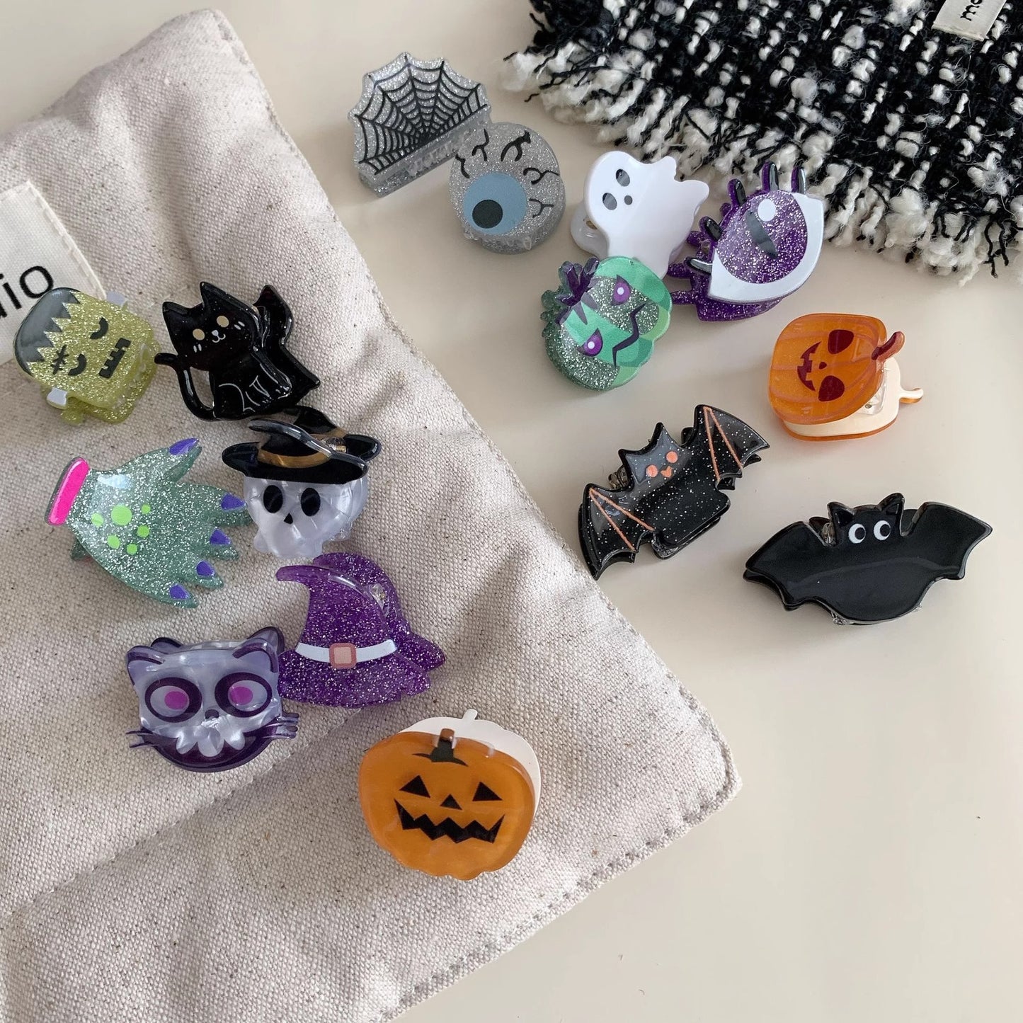 Halloween Ghost Pumpkin Bat Acrylic Mini Claw Clip
