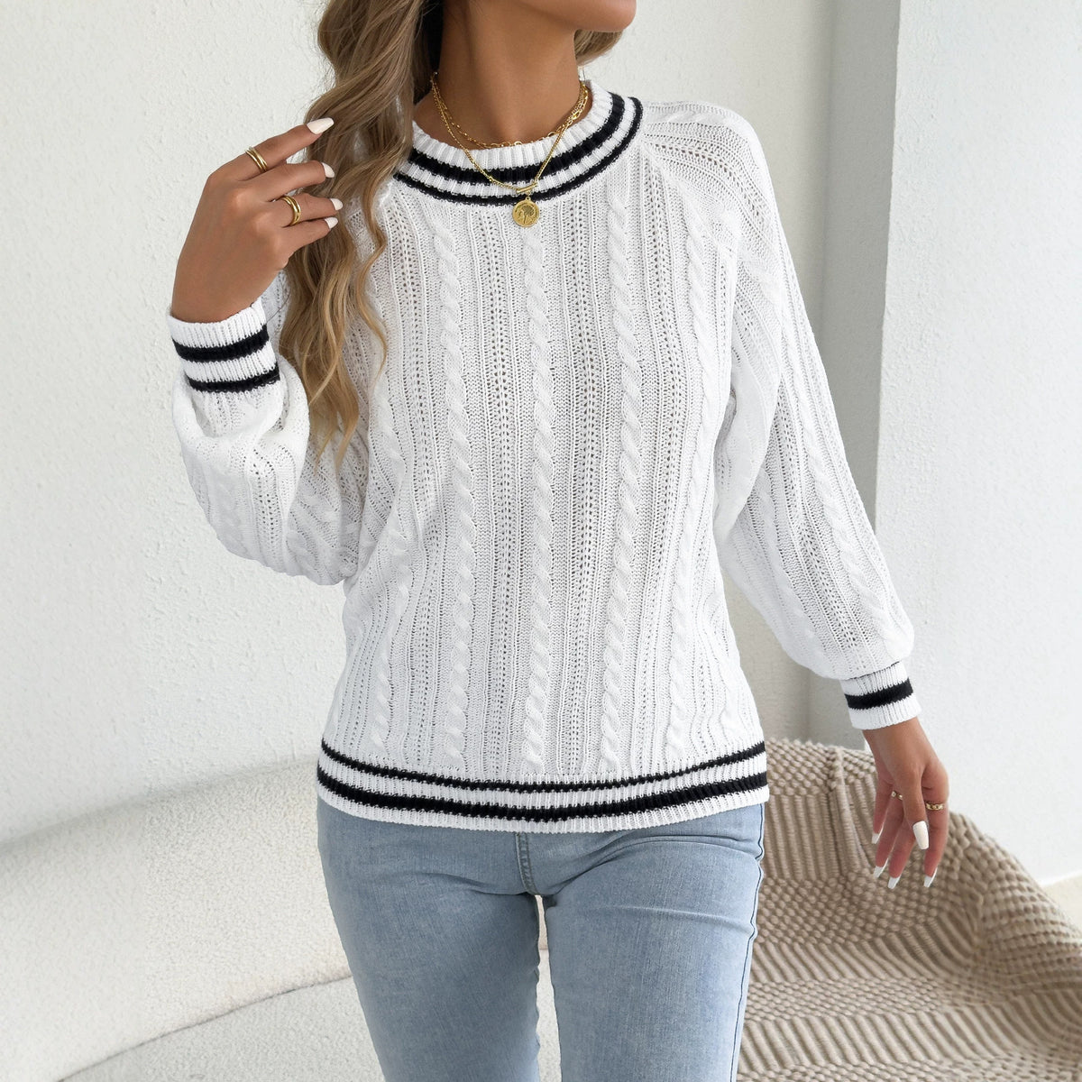 Women's Cable Knit Balloon Sleeve Crew Neck Sweater