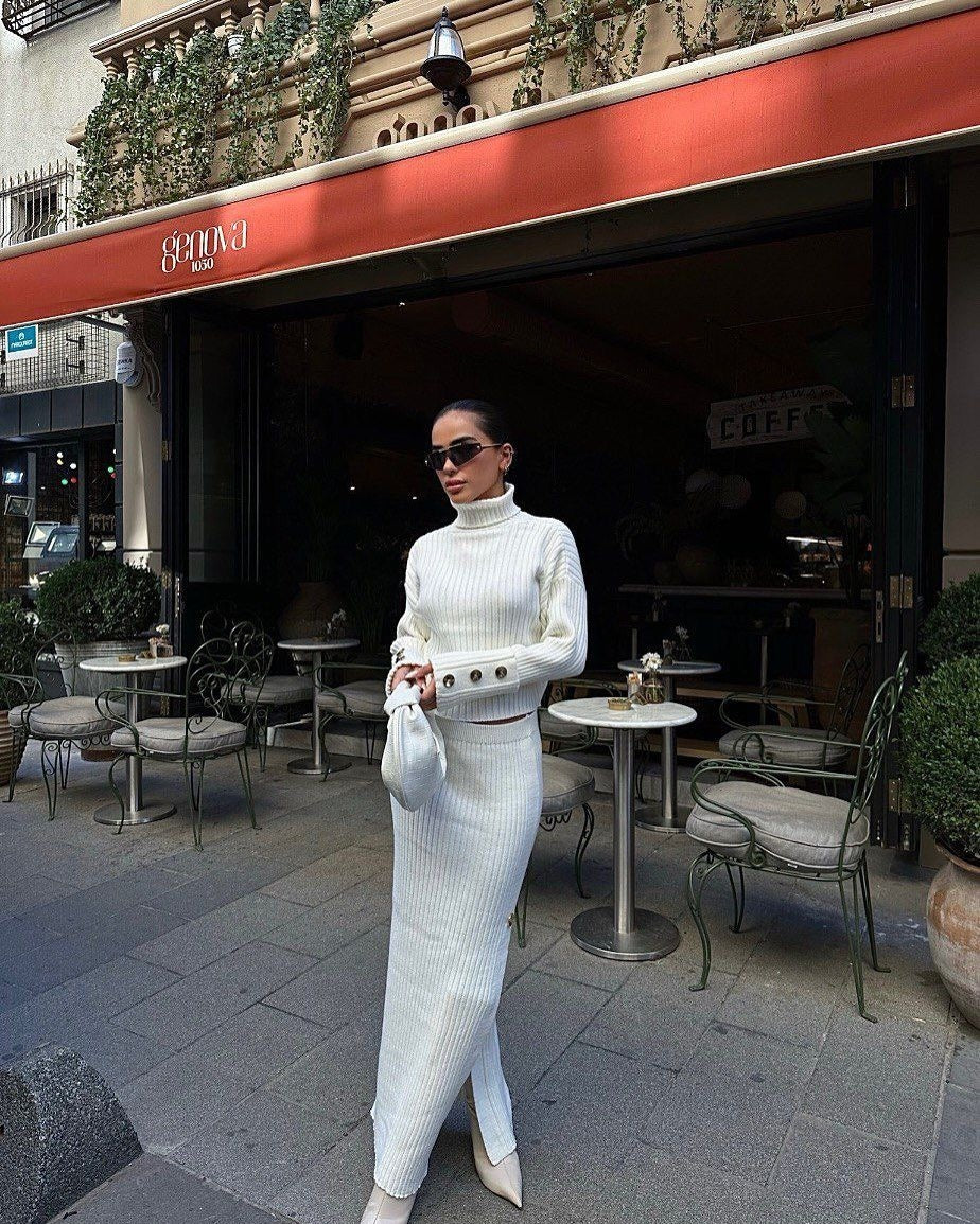 Women's Turtleneck Knit Sweater Maxi Skirt Set