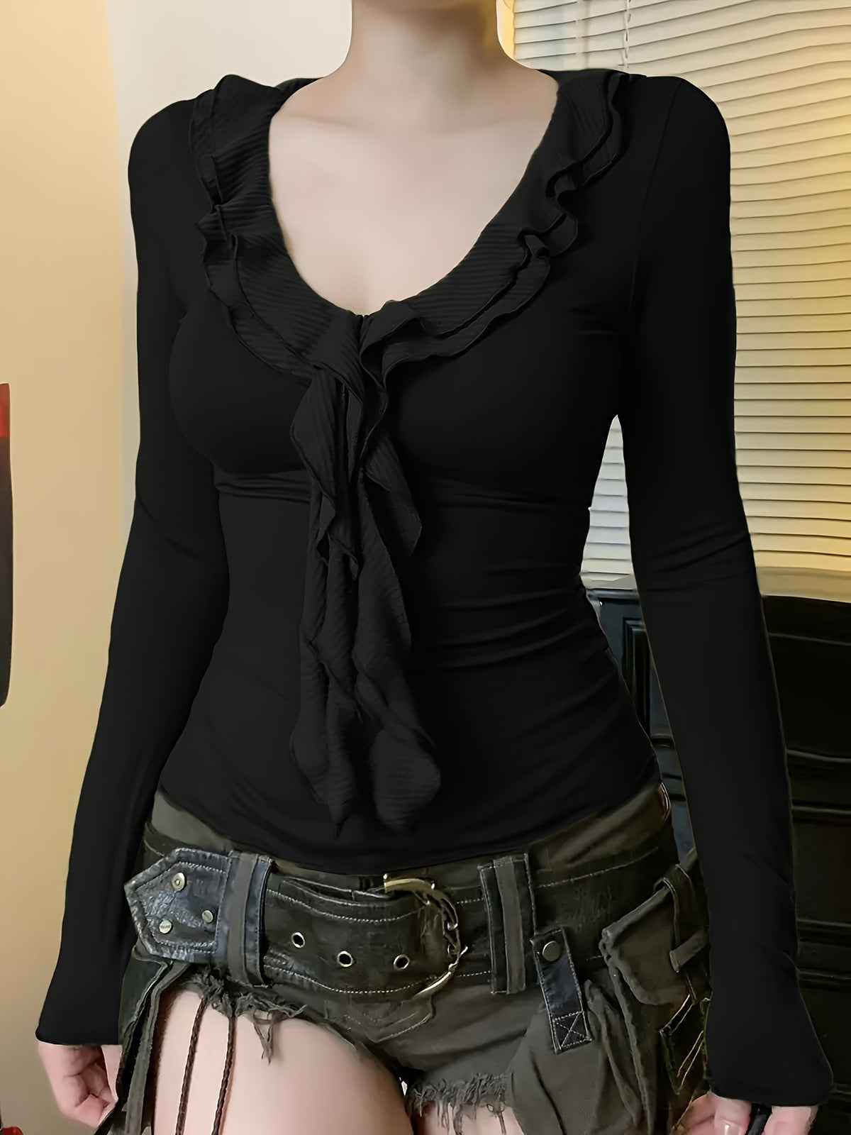 Women's Sexy Boho Ruffle V Neck Fitted Long Sleeve Top
