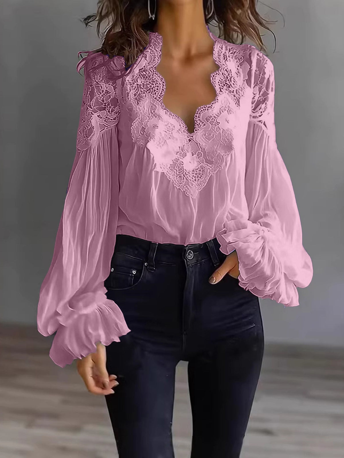 Women's Lace V-Neck Puff Sleeve Pleated Blouse