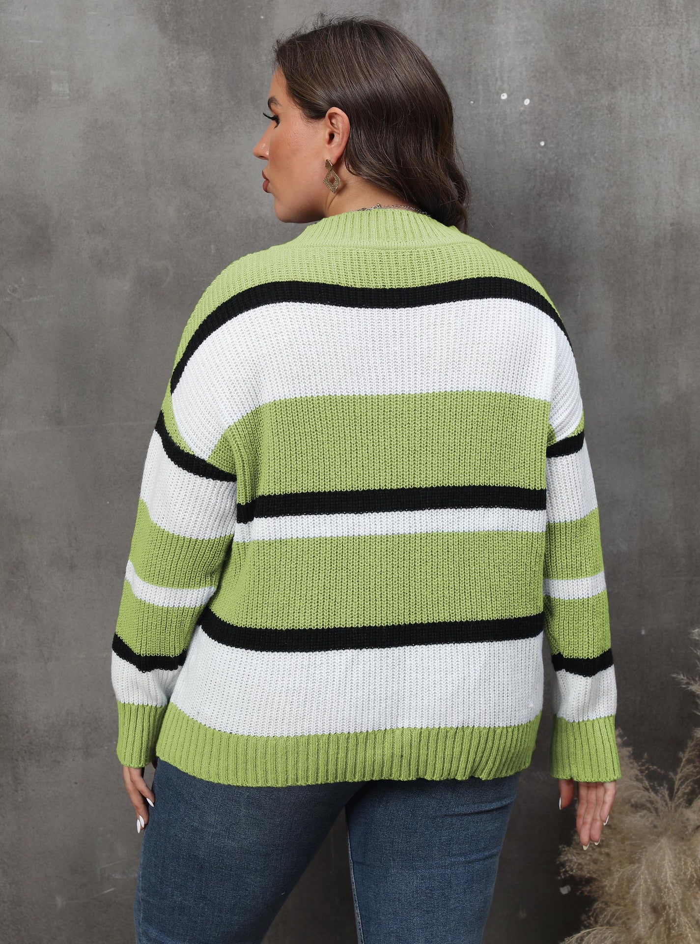 Women's Sweater V-neck Contrasting Color Splicing Loose Pullover Sweater