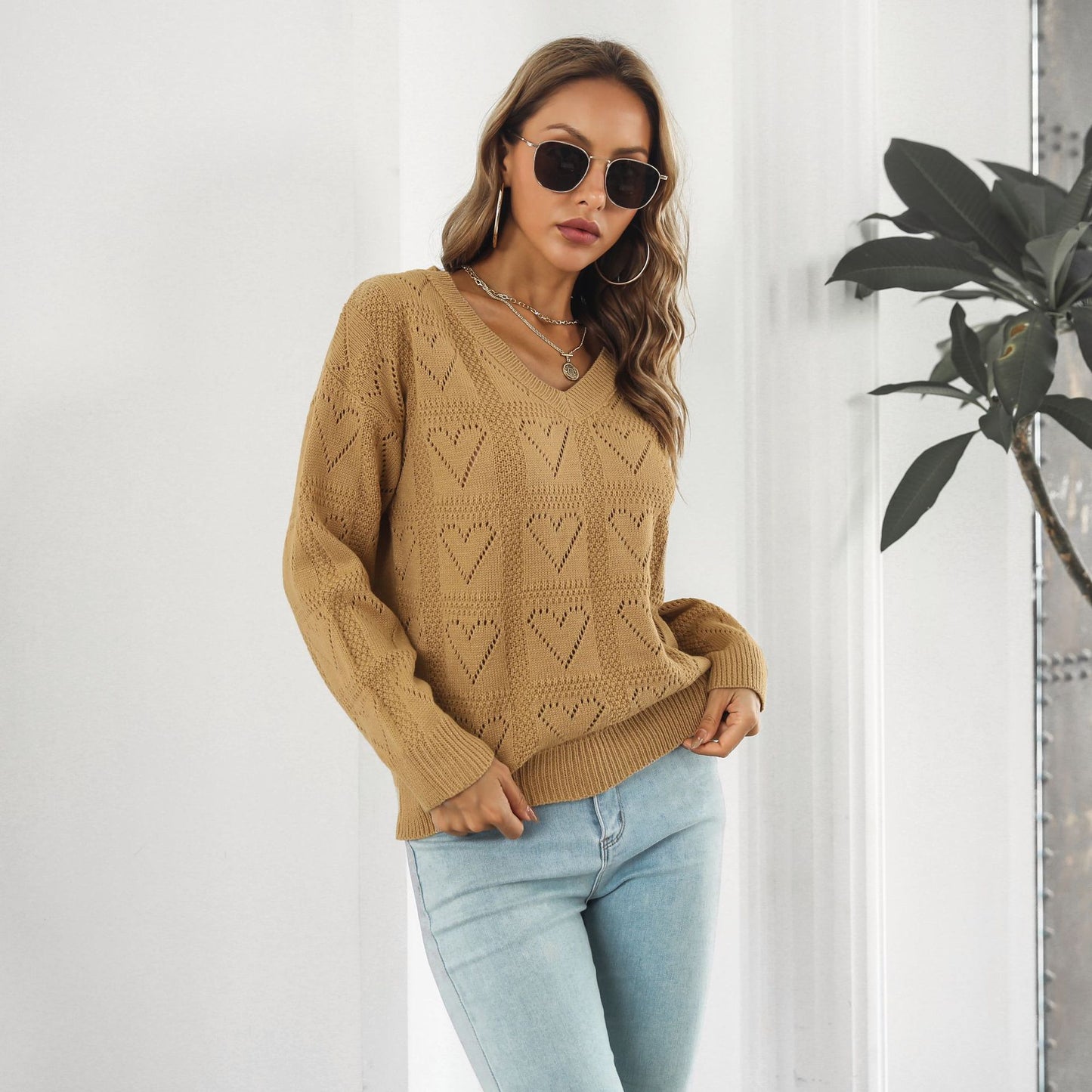 Women's Oversized V-Neck Heart Cutout Knit Sweater
