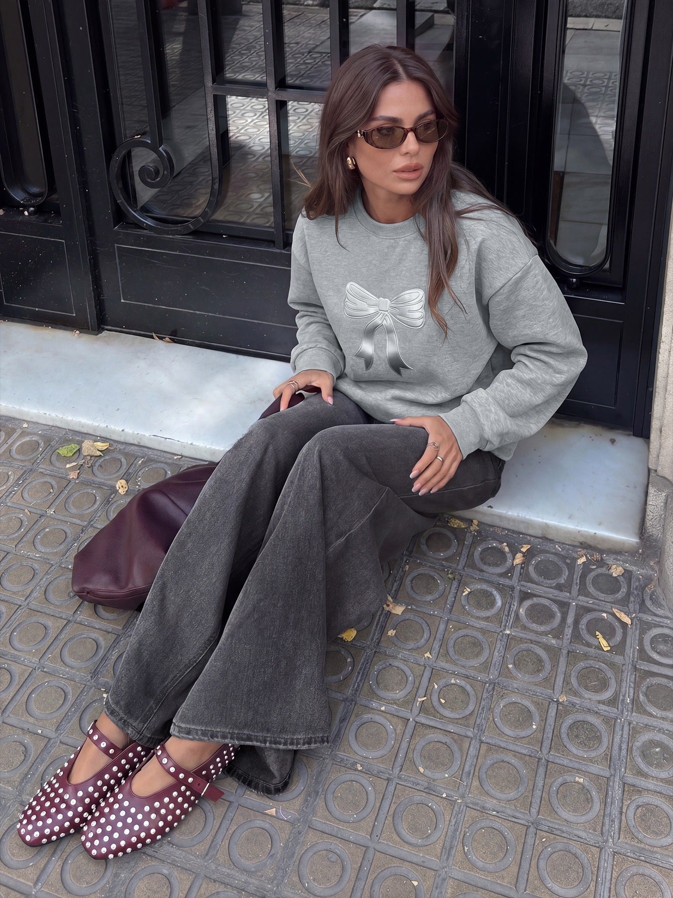 Bow Graphic Sweatshirt Crew Neck Oversized Pullover