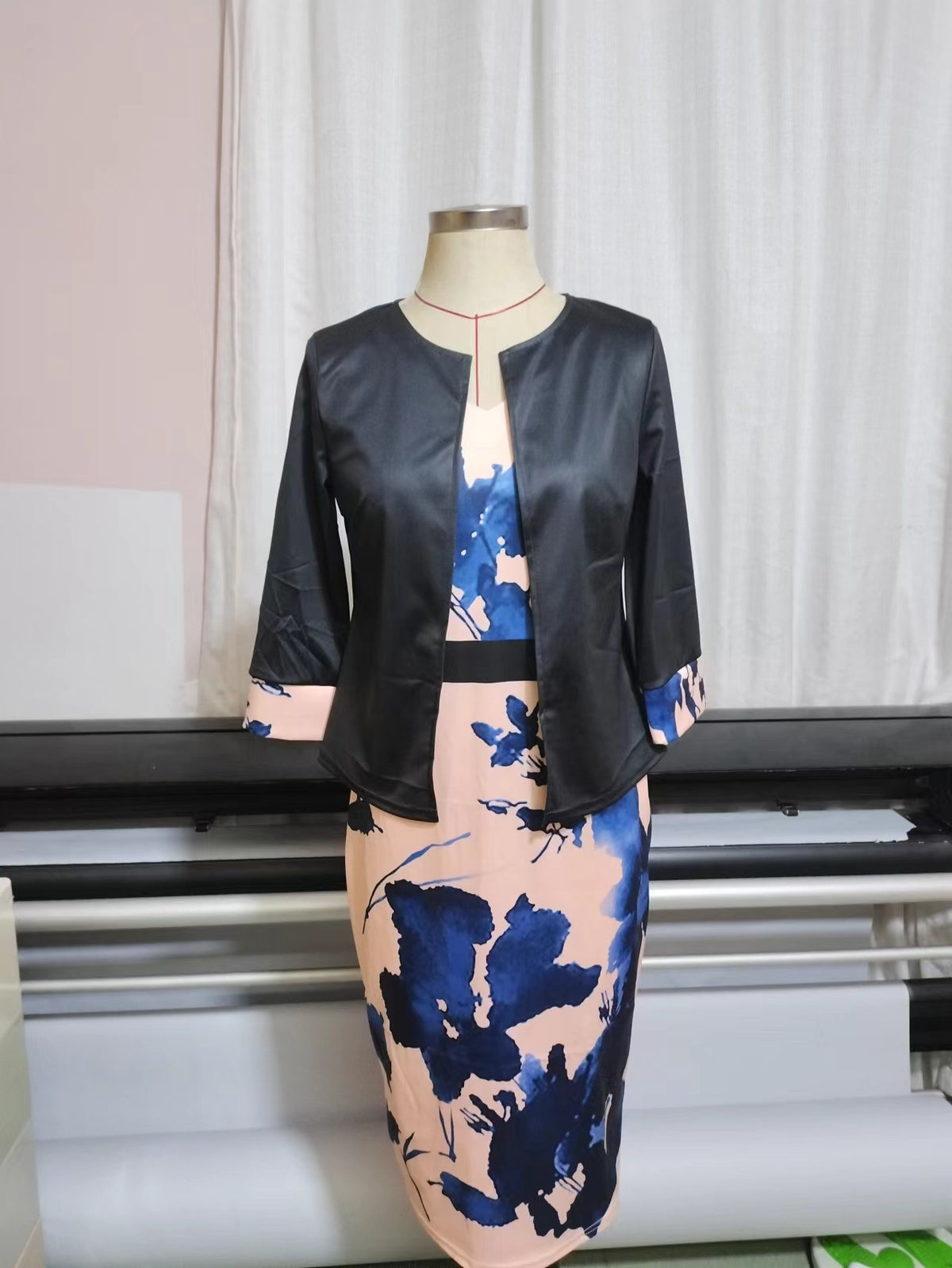 Plus Size Abstract Print 2 Piece Blazer Midi Skirt Set